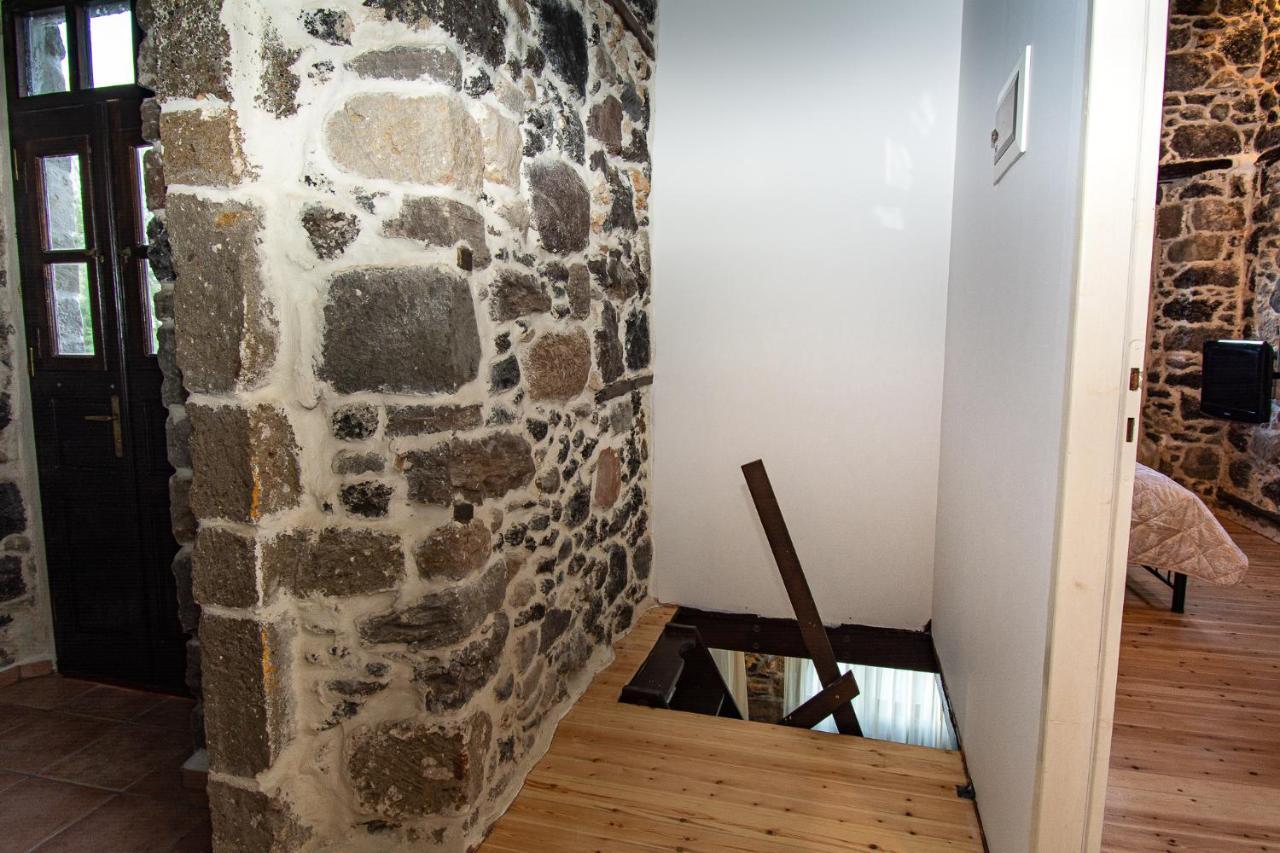 Plousiadi΄S Stone House Apartment Paloi Exterior photo